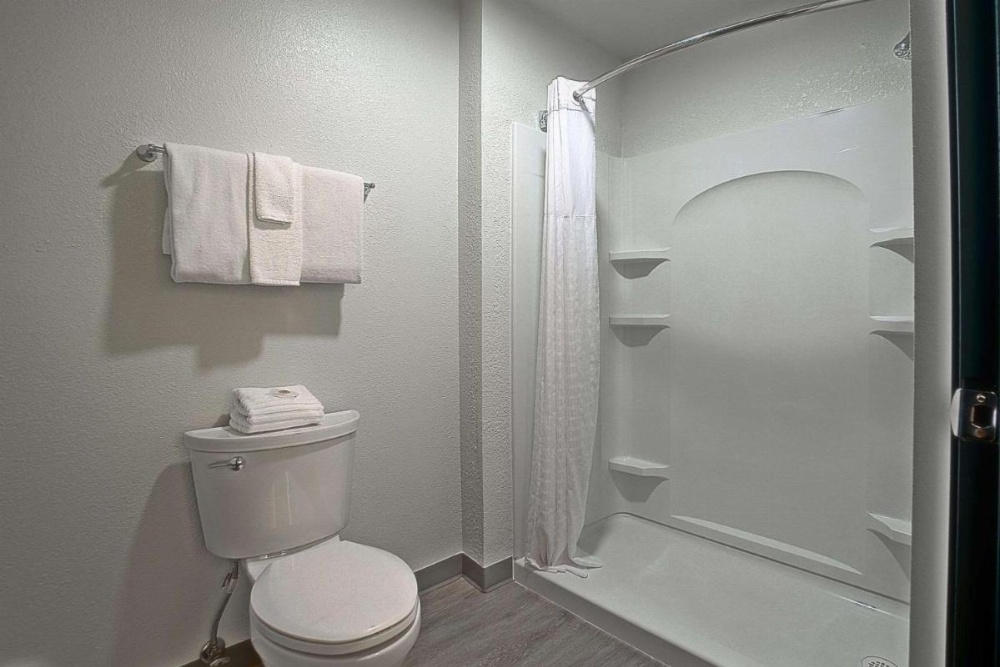 Room image 3