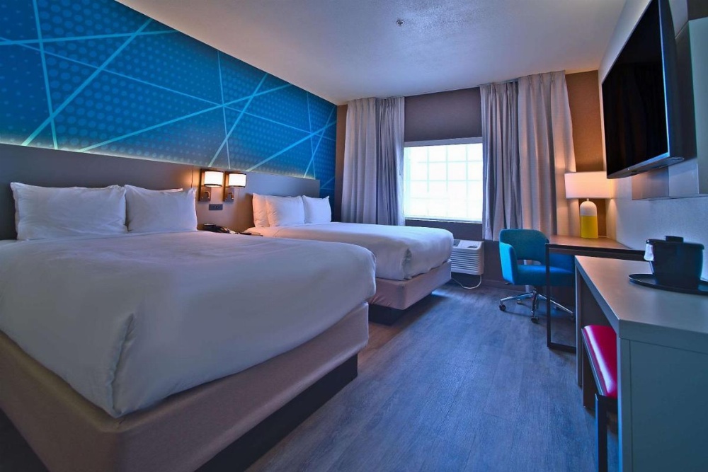 Room image 4
